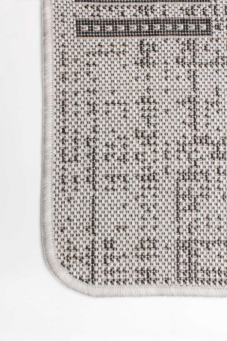 Joni Grey Area Rug - 4'4\" X 6'5\" 