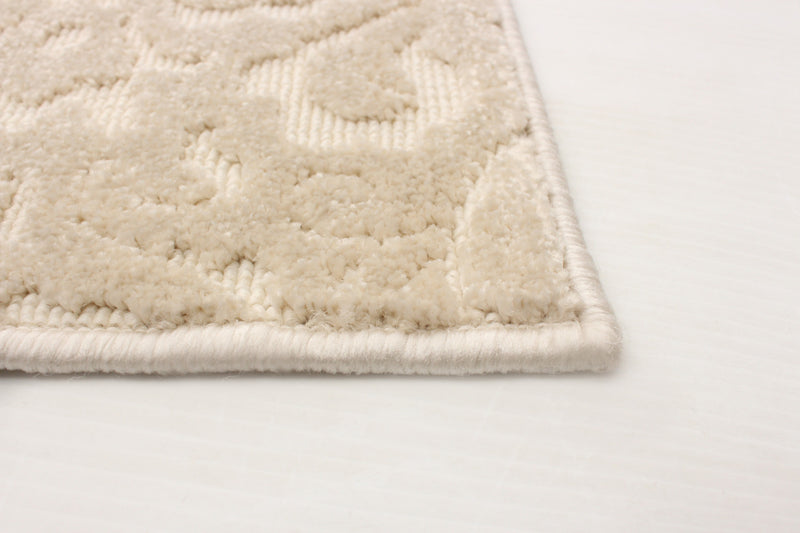 Caledonia Ivory 2'8\" x 4'11\" Area Rug
