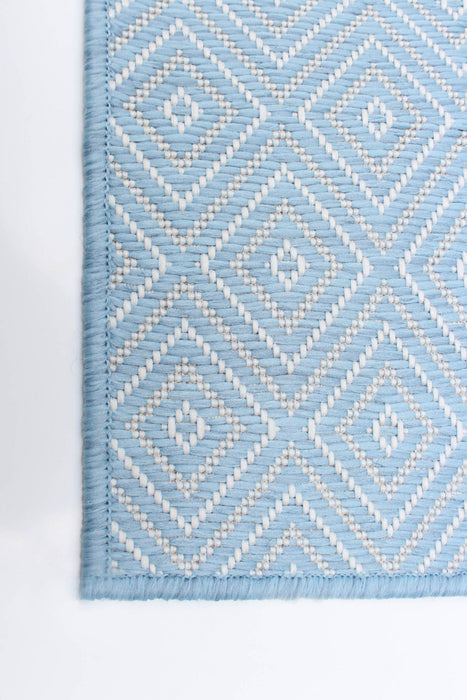 Neisha Diamond Light Blue Rug 5'3\" X 7'3\" Area Rug