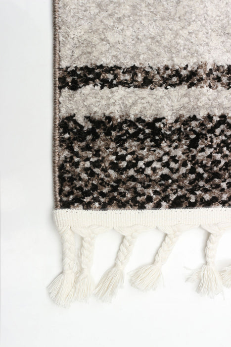 Vera Earth Taupe/Black Area Rug - 7'10\" x 10'5\"