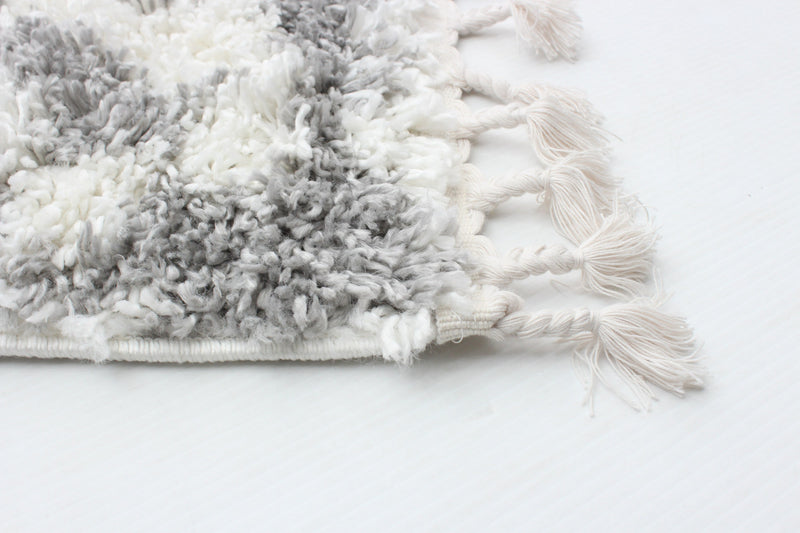 Helma Urban Cream, Light Grey Shag 5'3\" X 7'3\" Area Rug