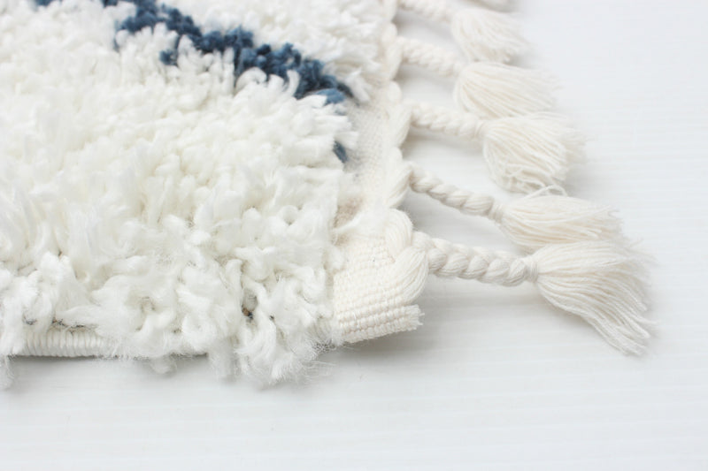 Helma Losange Cream Shag 3'11\" X 5'11\" Area Rug