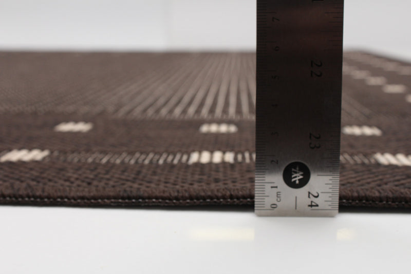 Clementine Chocolate Area Rug - 3'3\" X 4'7\" 