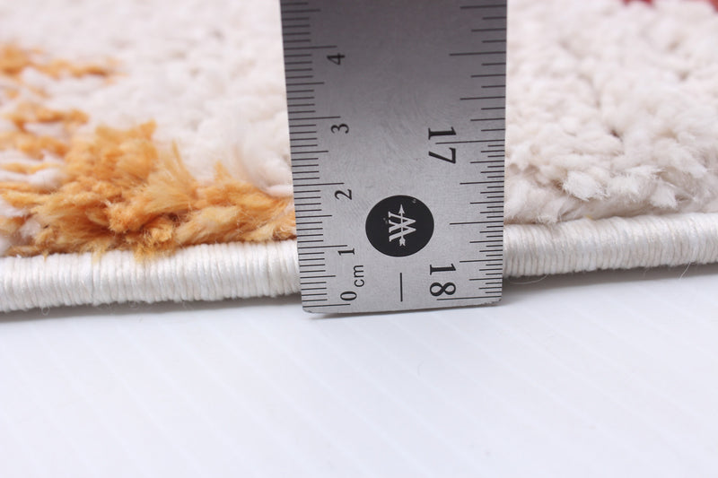 Paloma Sunburst Navy, White Area Rug - 5'3\" x 7'3\"