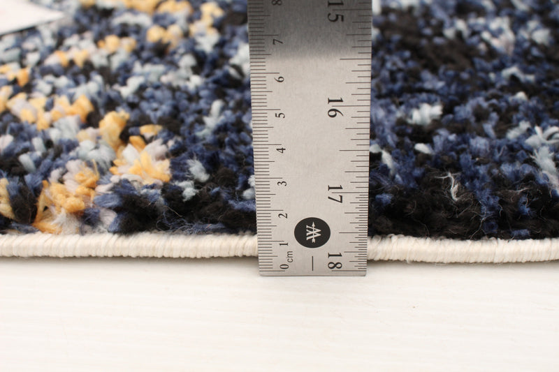 Makondo Classic Blue Area Rug - 6'7\" x 9'6\"