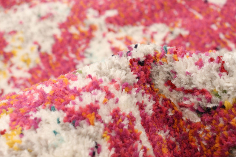 Raina Vintage Rose-Red Area Rug - 2'7\" x 10'0\"