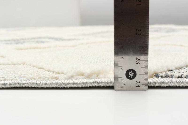 Alaqua Ivory Area Rug - 6'7\" x 9'6\"