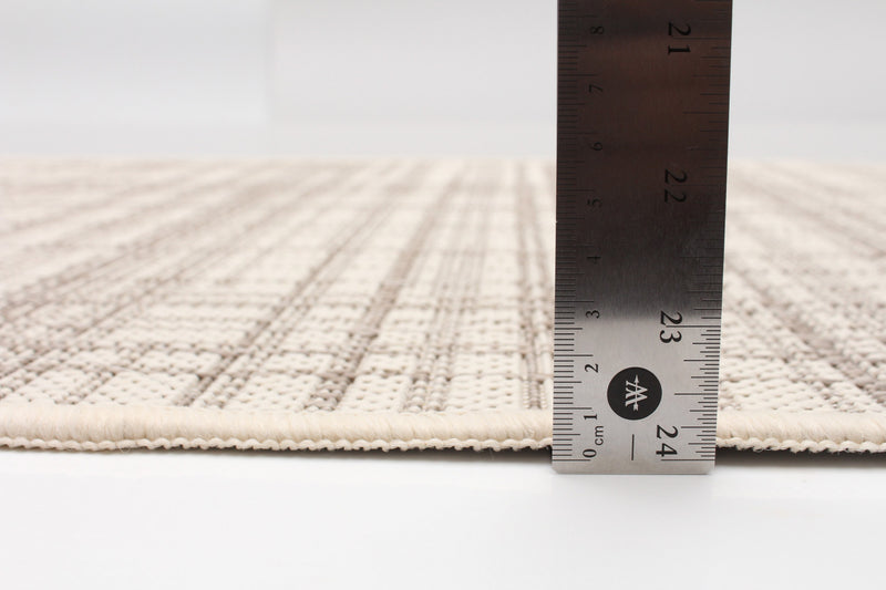 Panthea Ivory Area Rug - 2'2\" X 3'11\" 