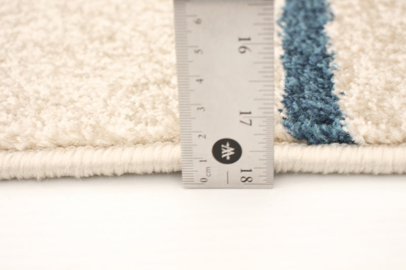 Anandi Ivory-Blue Area Rug - 3'11\" x 5'7\"