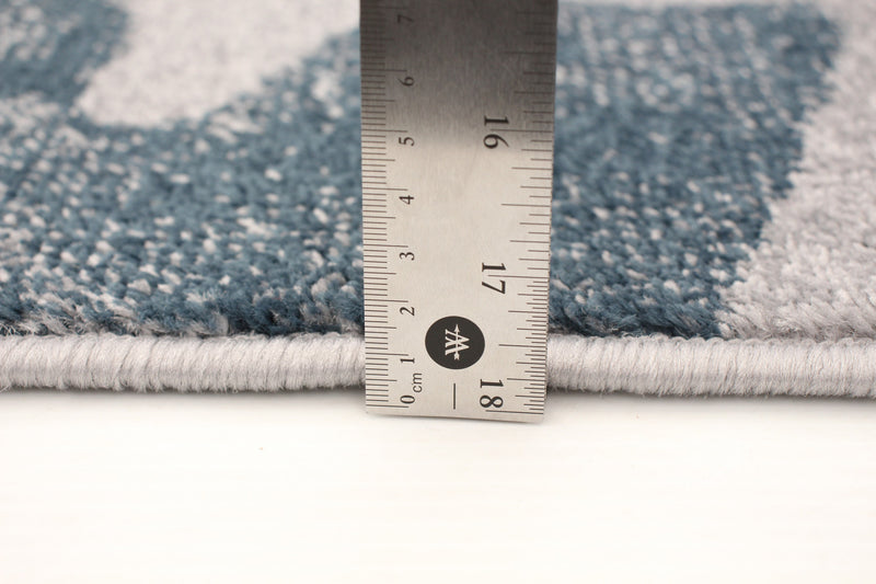 Palta Silver-Prol Area Rug - 3'11\" x 5'7\"