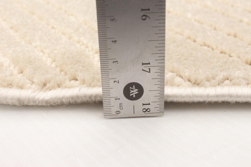 Lane Ivory 5'3\" x 7'7\" Area Rug