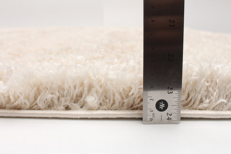 Kei Cream Area Rug - 3'11\" x 5'7\"