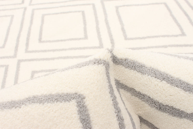 August Geod White-Grey 7'10\" x 10'2\" Area Rug