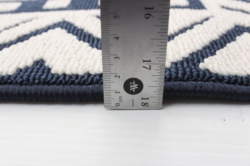 Gaia Blue 5'3\" x 7'7\" Area Rug