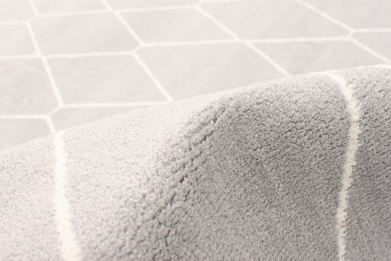 August Grey-White 6'7\" x 9'6\" Area Rug