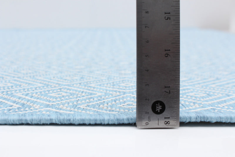 Neisha Diamond Light Blue Rug 5'3\" X 7'3\" Area Rug