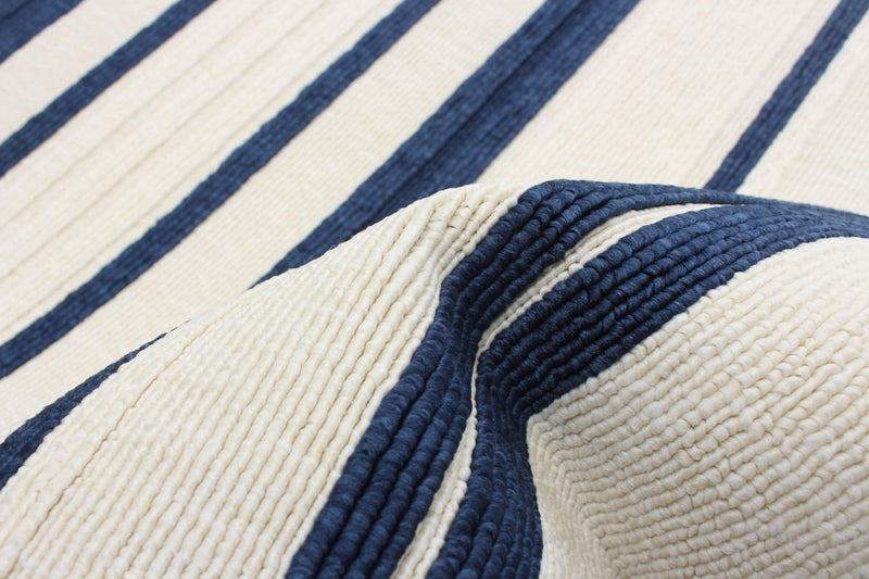 Talya Blue-Ivory 3'11\" x 5'7\" Area Rug