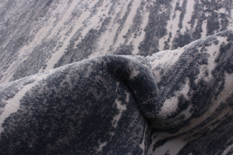 Ulema Grey Rug 3'11\" X 5'11\" Area Rug