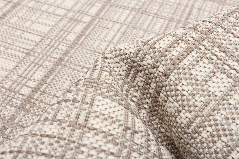 Panthea Ivory Area Rug - 3'3\" X 4'7\" 