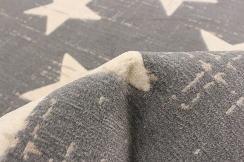 Ira Grey 3'11\" x 5'7\" Area Rug
