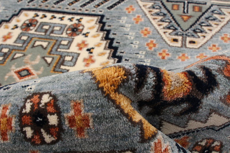 Edwin Navy Ivory Area Rug - 5' x 7'