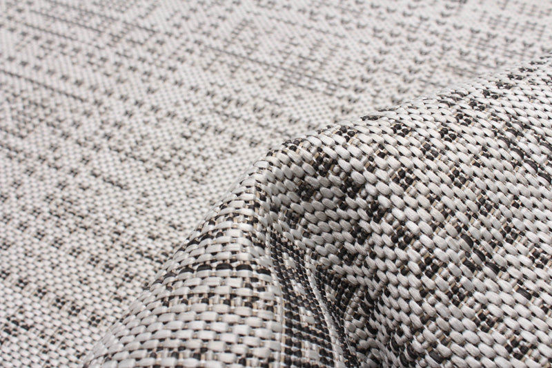 Joni Grey Area Rug - 2'2\" X 6'7\" 