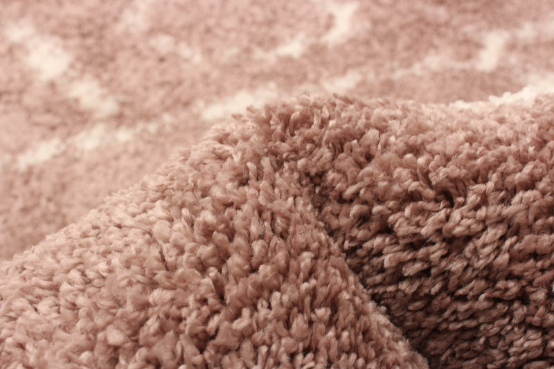 Serafina Pink Shag 7'10\" x 10'0\" Area Rug