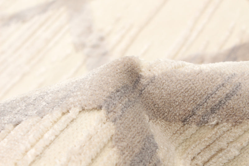 Kaden Ivory Area Rug - 6'3\" x 9'6\"