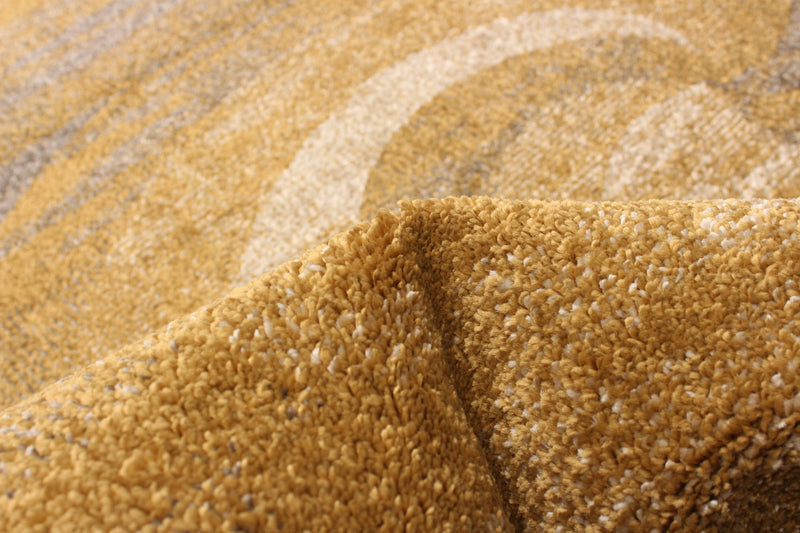 Korra Ivory / Gold 3'11\" x 5'7\" Area Rug