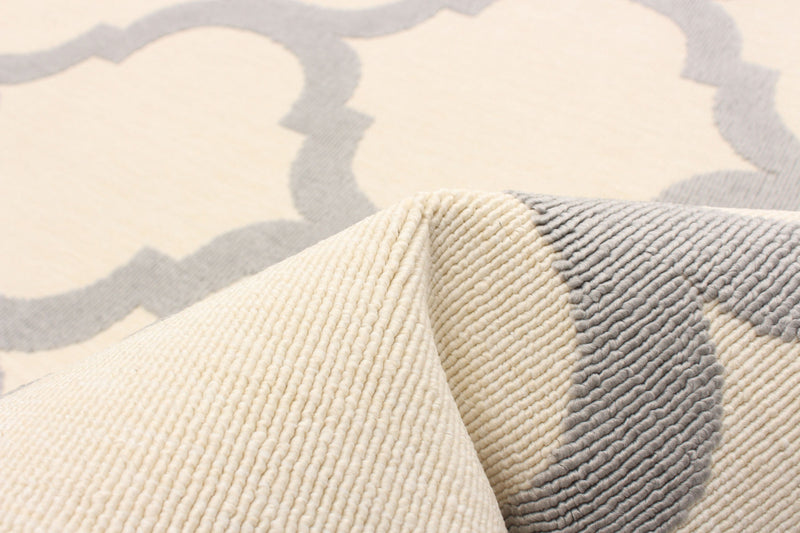 Sophie Light Grey Area Rug - 6'7\" x 9'6\"