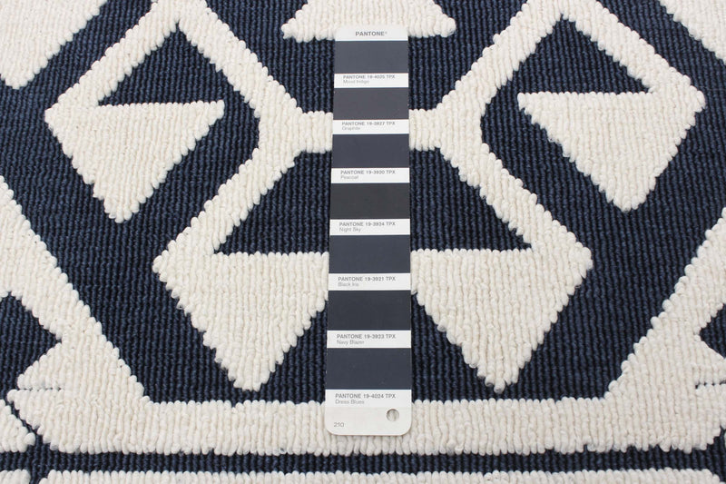 Gaia Blue 3'11\" x 5'7\" Area Rug