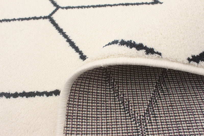 August White-Navy 6'7\" x 9'6\" Area Rug