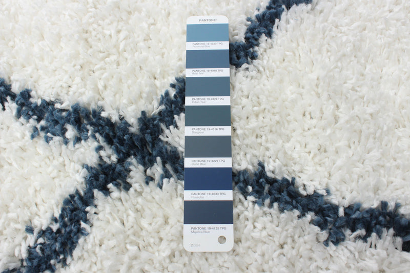 Helma Losange Cream Shag 3'11\" X 5'11\" Area Rug