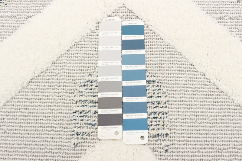 Tyisha Grey Area Rug - 8'0\" x 10'0\"