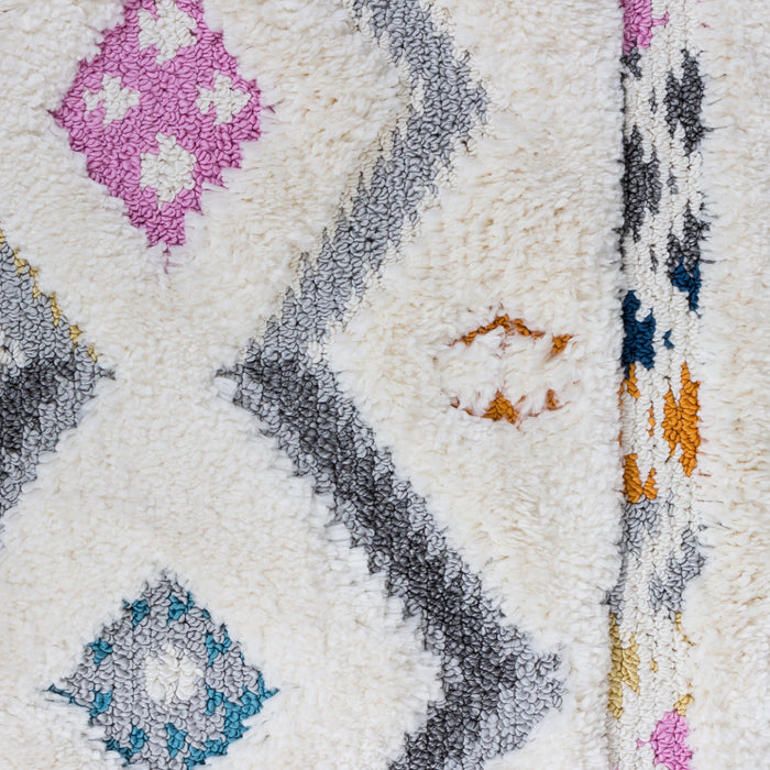 Lola Chevron 5x8 Area Rug