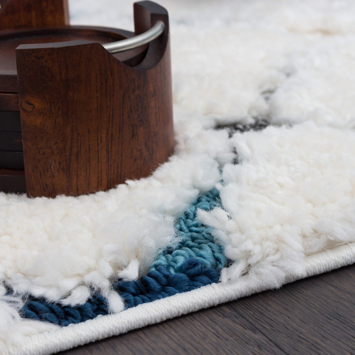 Lola Lattice 3x5 Area Rug