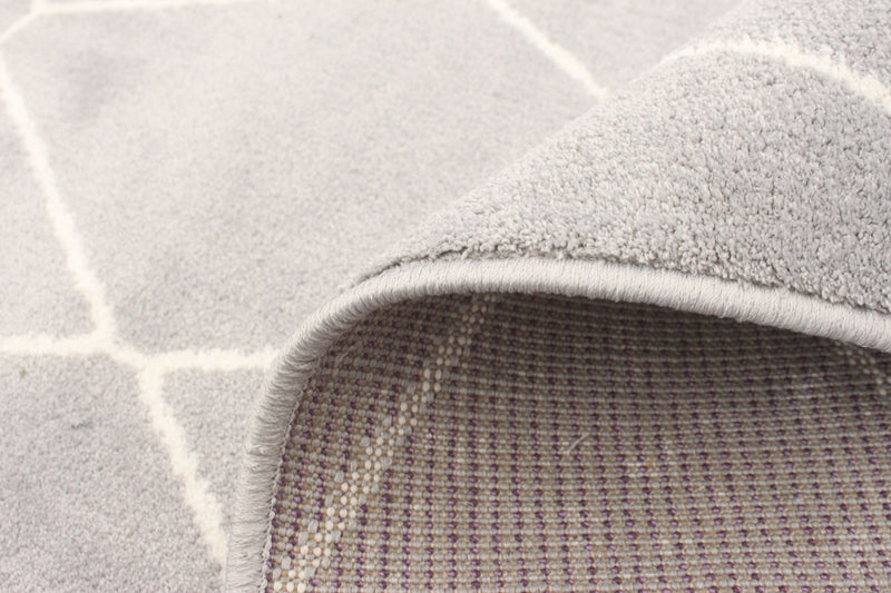 August Grey-White 5'3\" x 7'3\" Area Rug