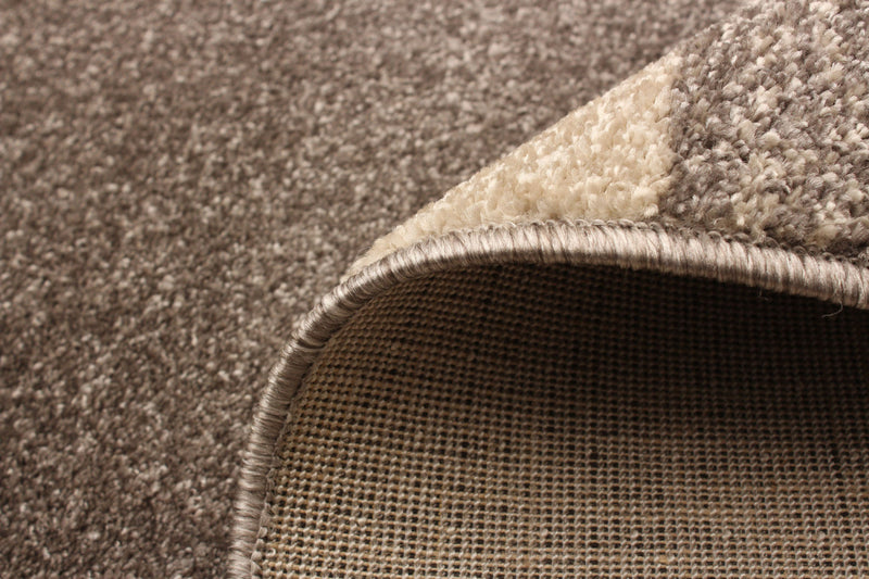 Hadley Grey / Gold 5'3\" x 7'3\" Area Rug