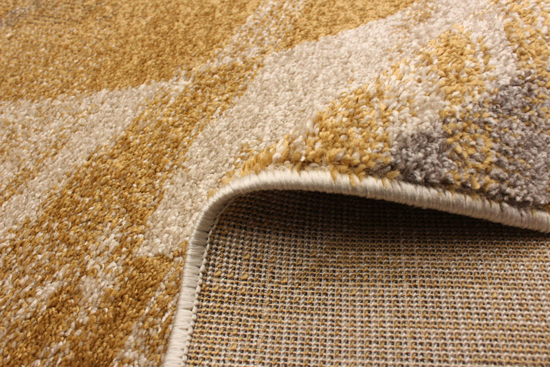 Korra Ivory / Gold 6'7\" x 9'6\" Area Rug