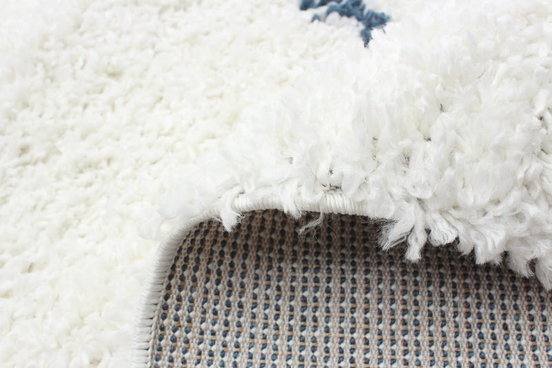 Helma Losange Cream Shag 3'11\" X 5'11\" Area Rug