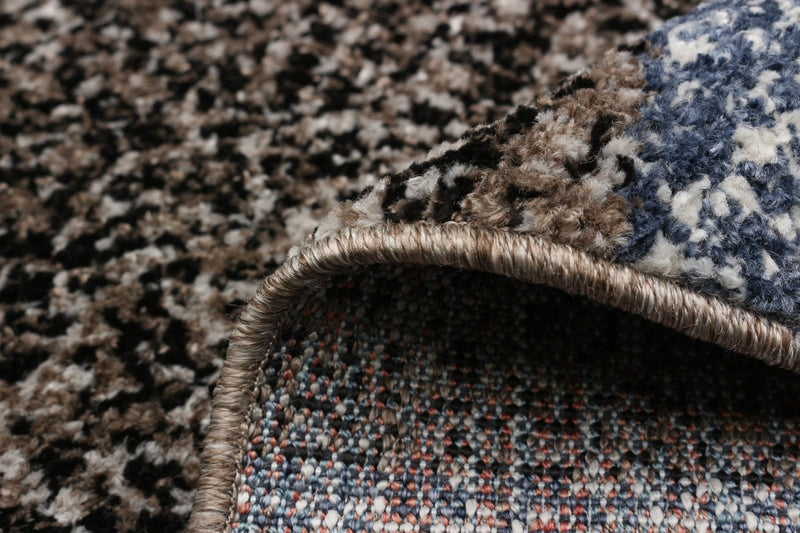 Vera Earth Taupe/Ivory Area Rug - 2'7\" x 8'4\"