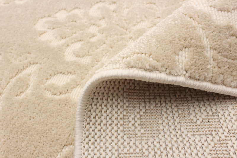 Caledonia Ivory 4'7\" x 6'7\" Area Rug