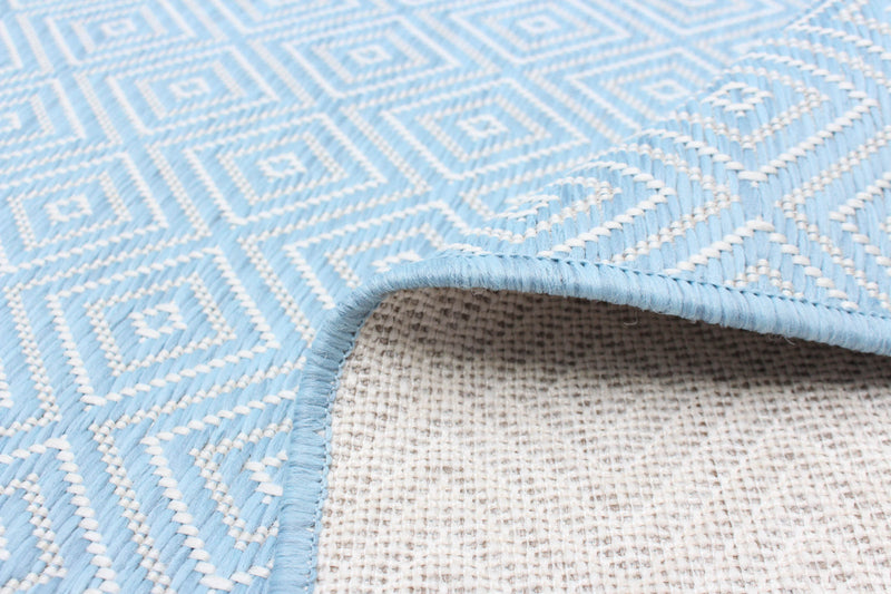 Neisha Diamond Light Blue Rug 5'3\" X 7'3\" Area Rug