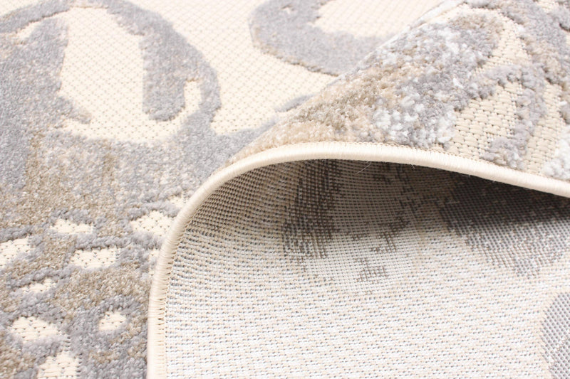 Angie Ivory Area Rug - 3'11\" X 5'7\" 