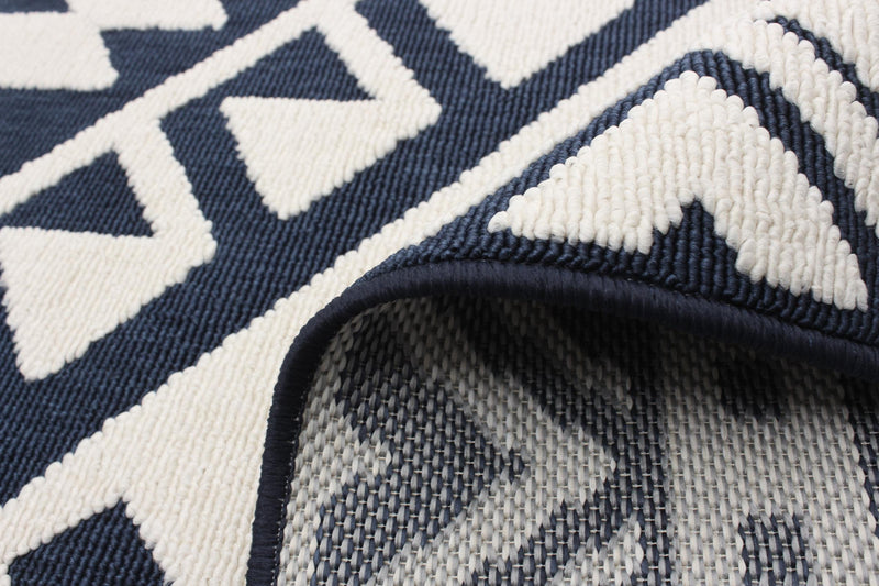 Gaia Blue 3'11\" x 5'7\" Area Rug