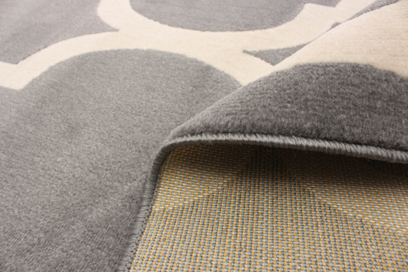 Aliya Grey 5'3\" x 7'7\" Area Rug