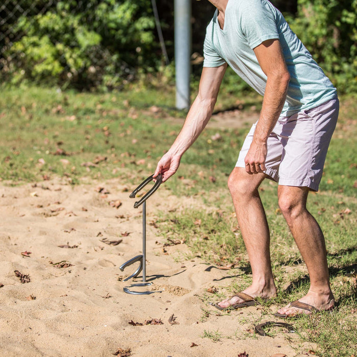 TRIUMPH Steel Horseshoes Set