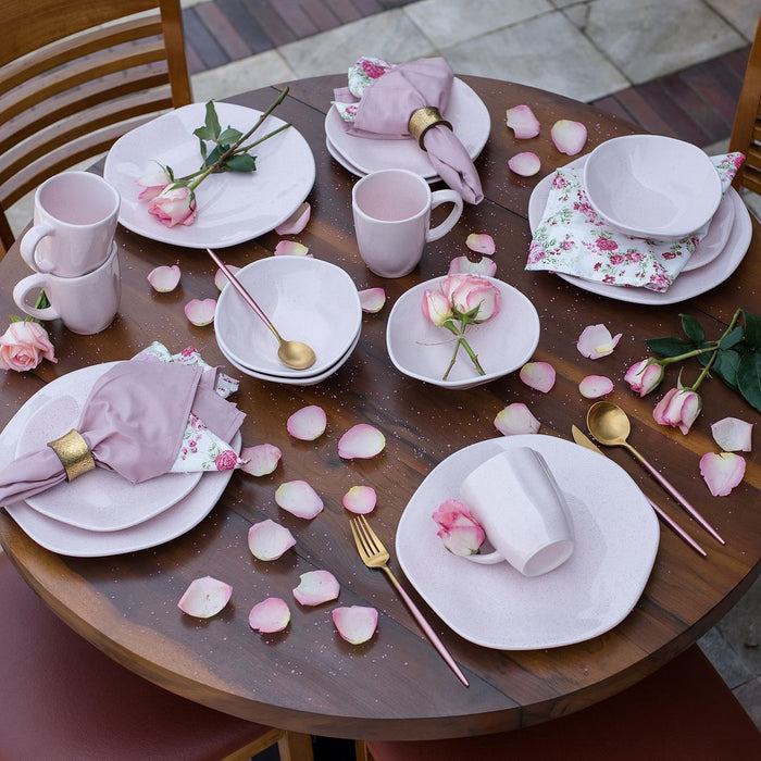 Ryo 16-Piece Dinnerware Set - Pink