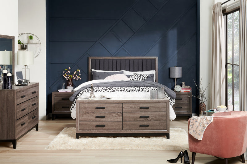 Brinley 29\" Velvet Fabric Accent Chair with Wood Legs - Pink