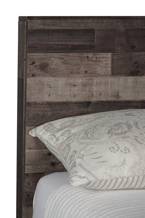 Derekson Panel Bed with Headboard & Frame, Grey - King Size